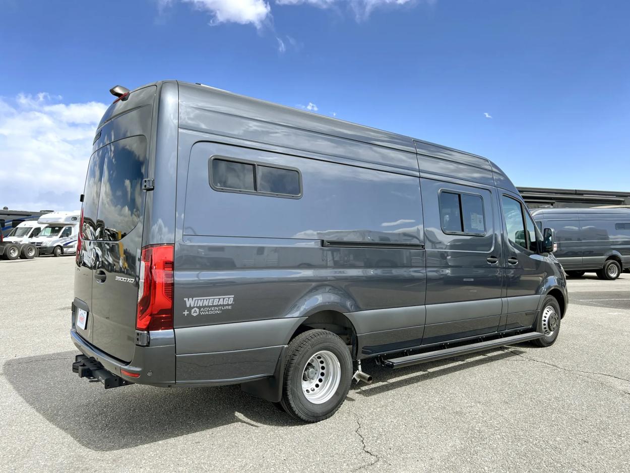 2023 Winnebago Adventure Wagon 70 SE | Photo 10 of 15