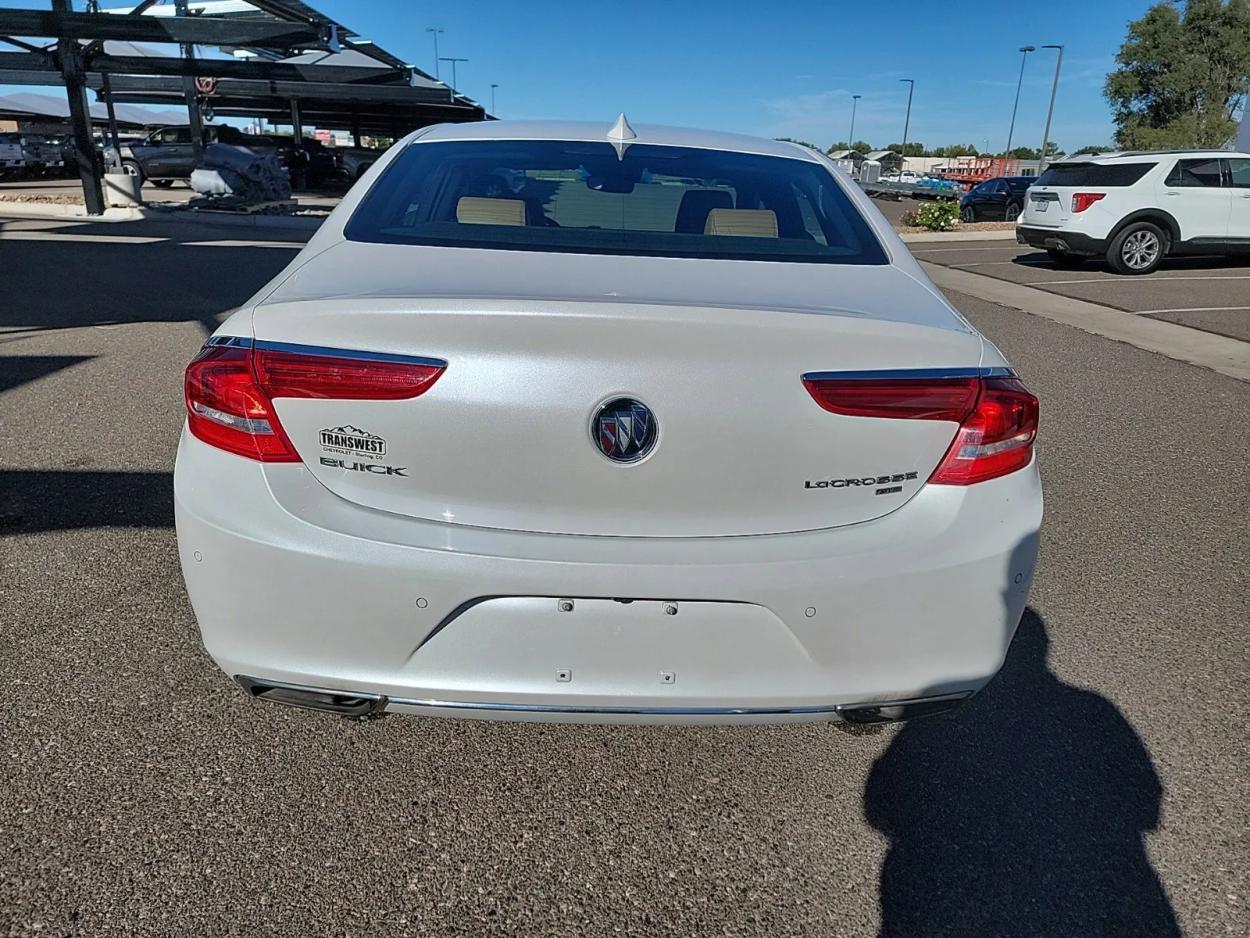 2017 Buick LaCrosse Premium | Photo 3 of 16