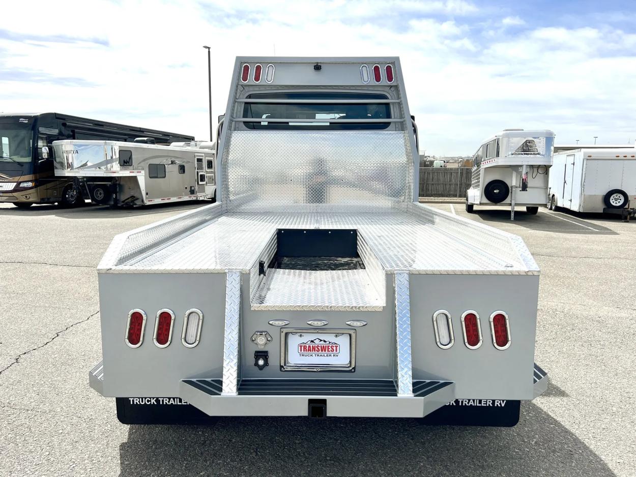 2024 Freightliner M2 106 Summit Hauler | Photo 18 of 27