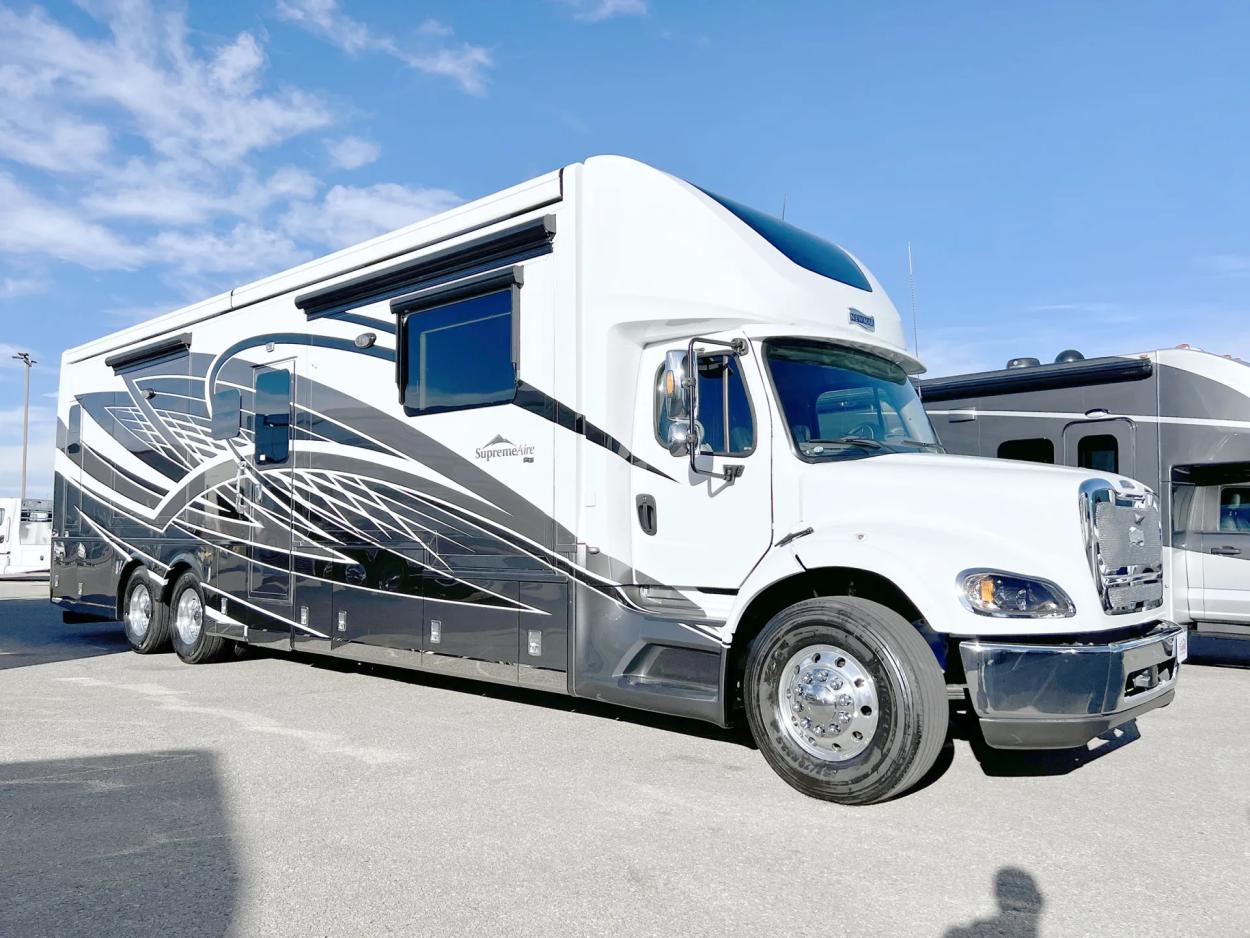 2023 Newmar Supreme Aire 4509 