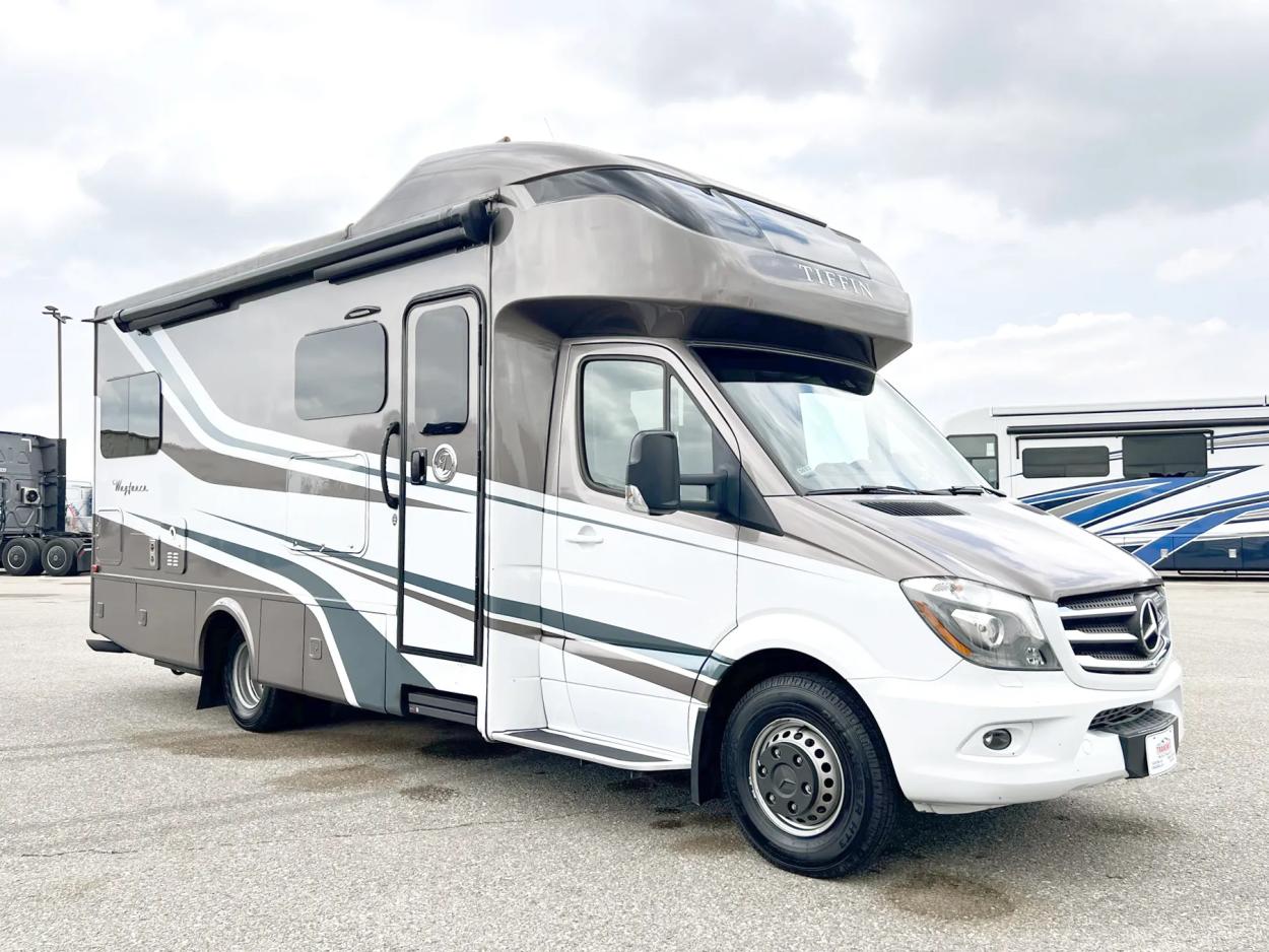 2019 Tiffin Wayfarer 24TW