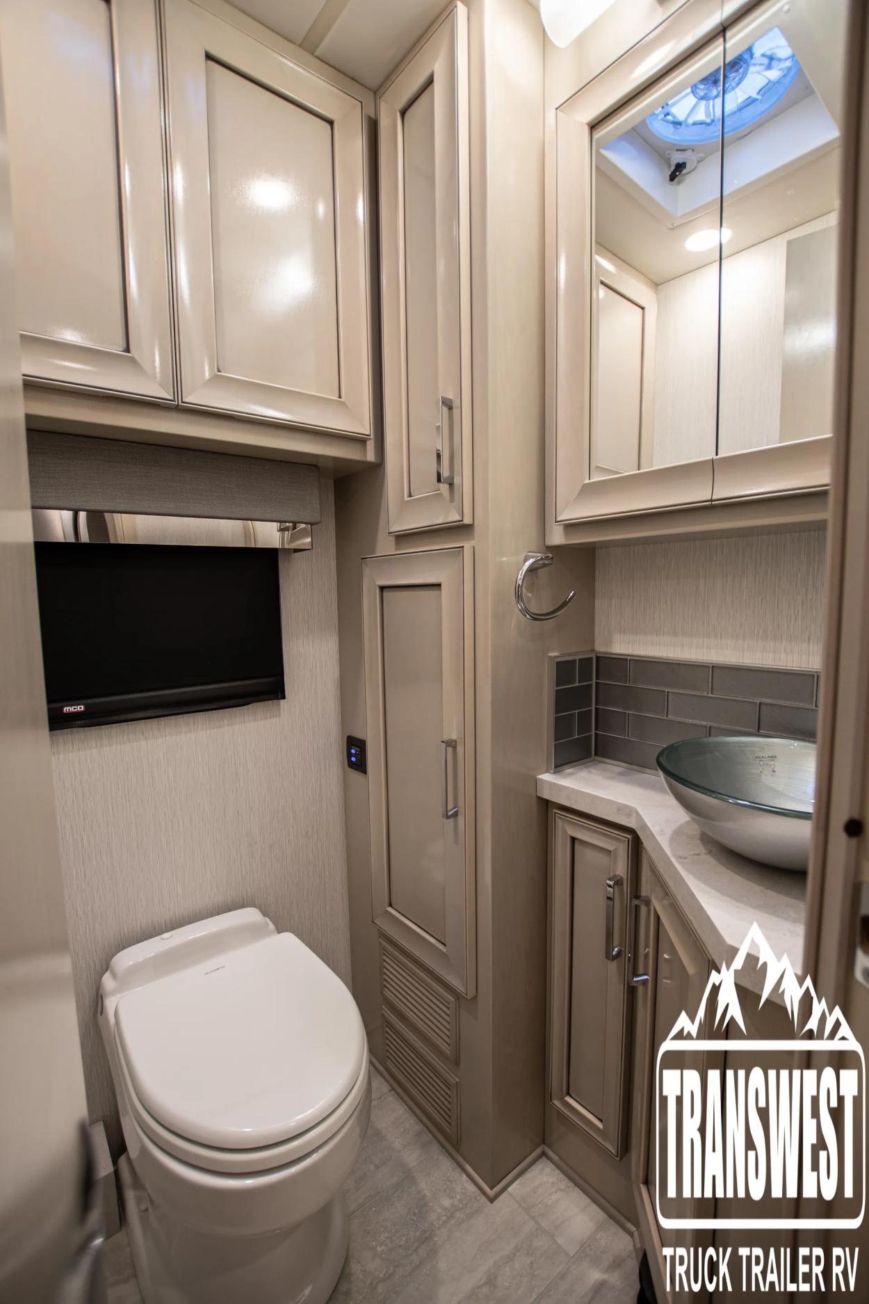 2024 Newmar Ventana 3809 | Photo 19 of 40