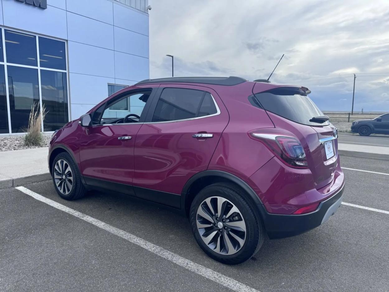 2019 Buick Encore Essence | Photo 2 of 16