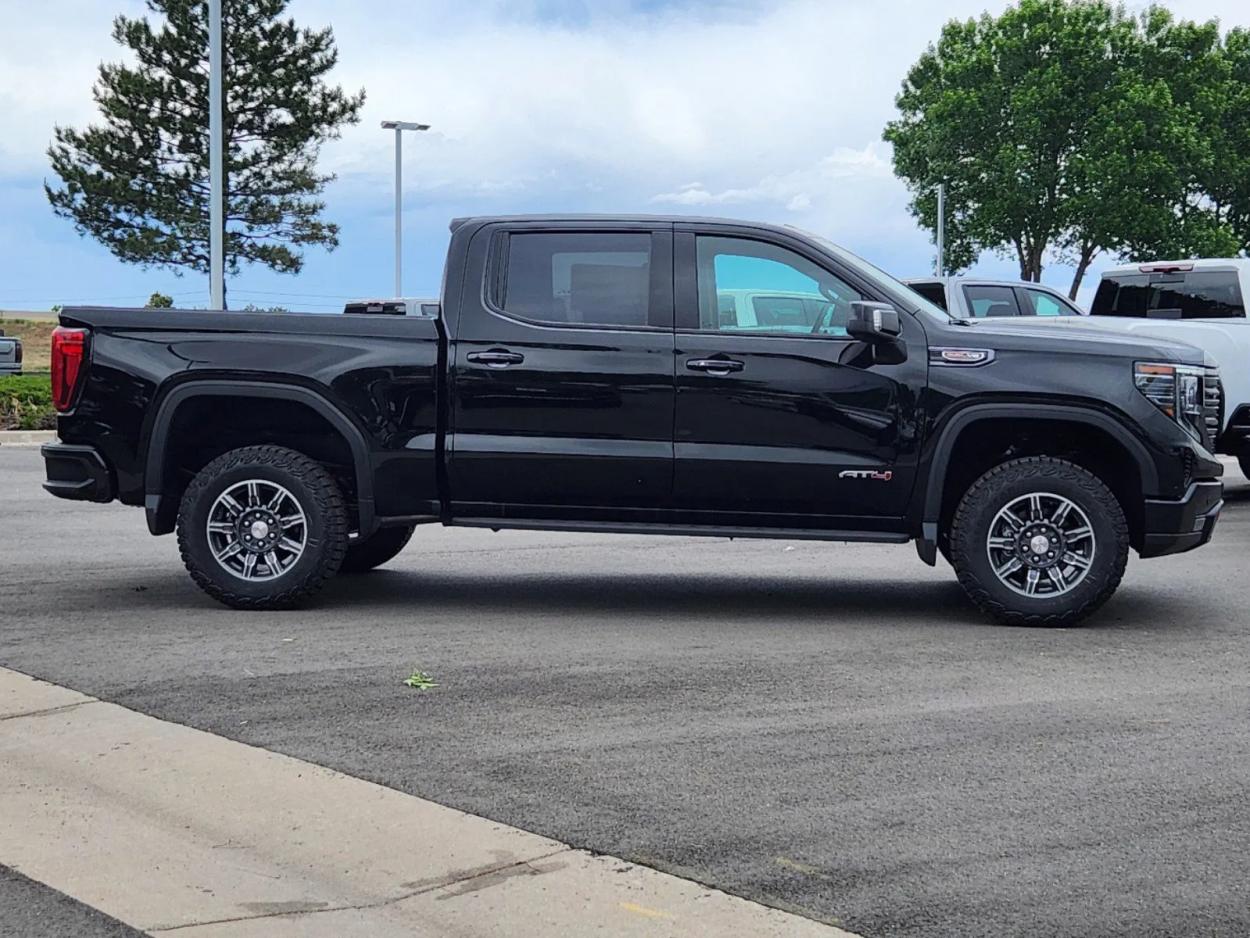 2024 GMC Sierra 1500 AT4 | Photo 1 of 27