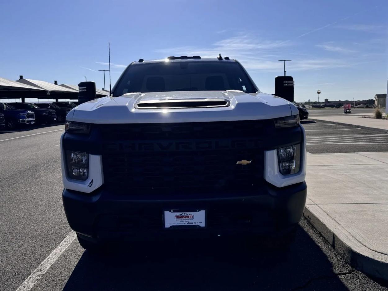 2022 Chevrolet Silverado 3500HD Work Truck | Photo 2 of 15