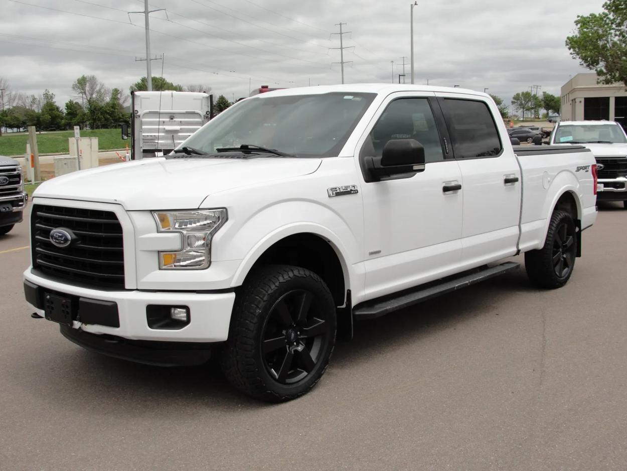 2016 Ford F-150 | Photo 1 of 21