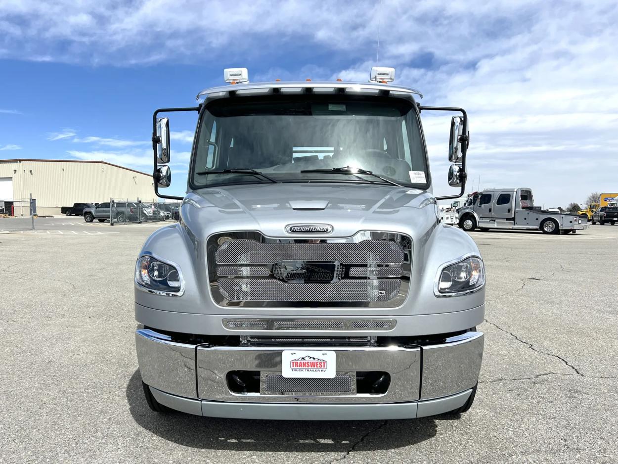 2024 Freightliner M2 106 Summit Hauler | Photo 27 of 27