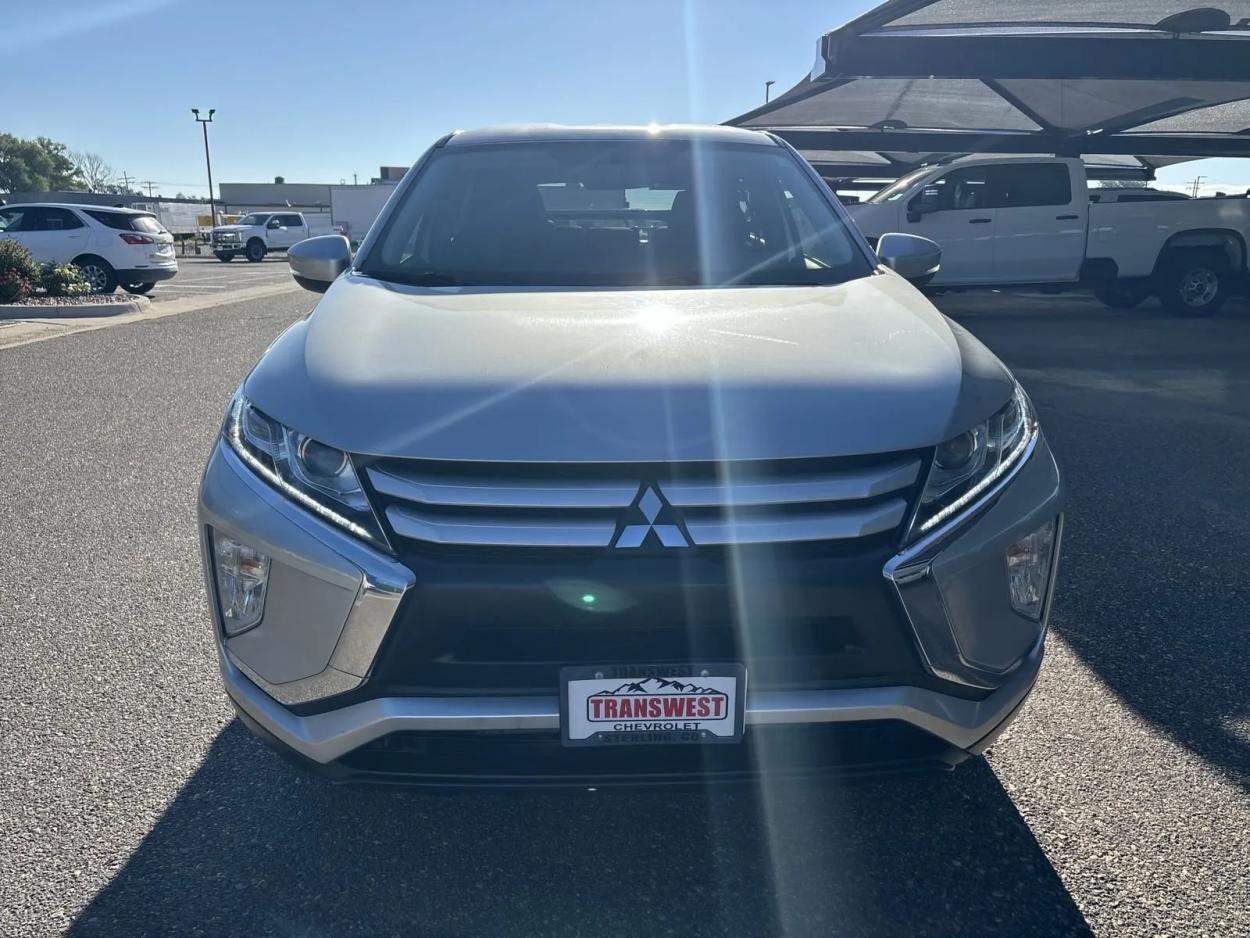 2019 Mitsubishi Eclipse Cross ES | Photo 7 of 20