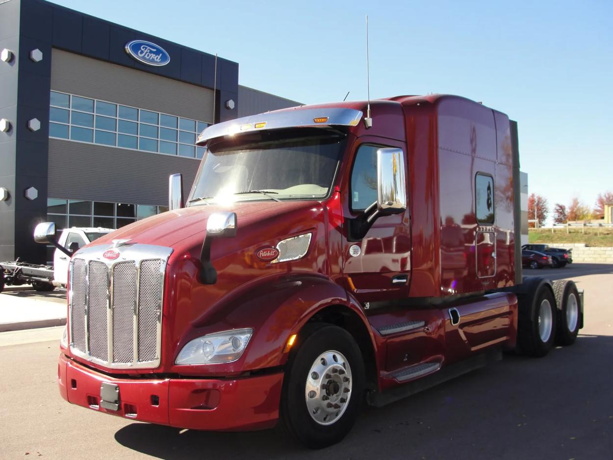 2019 Peterbilt 579 