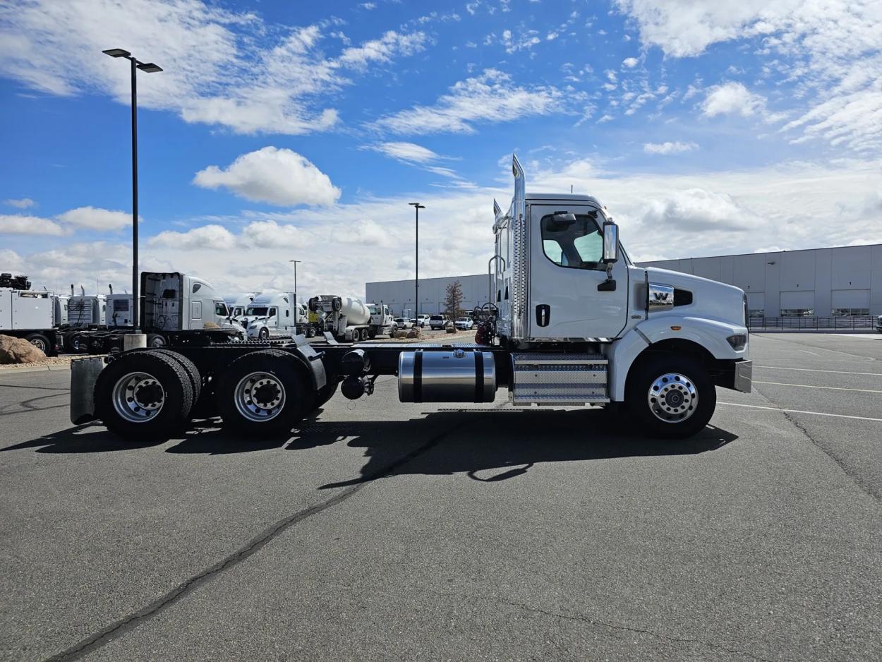 2024 Western Star 49X | Photo 5 of 17