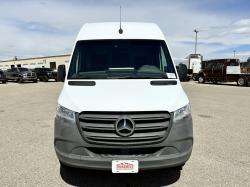 2022 Mercedes Benz Sprinter 2500 | Thumbnail Photo 18 of 20