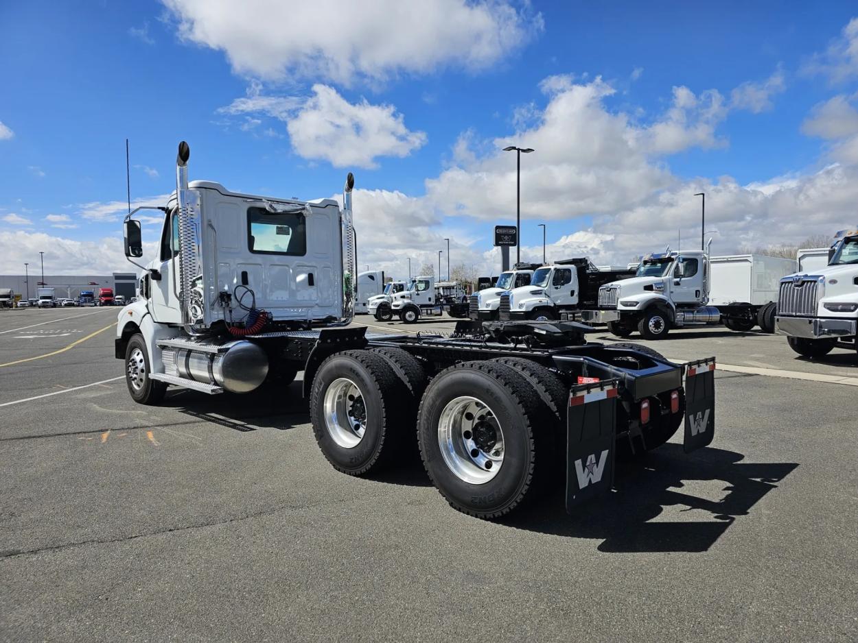 2024 Western Star 49X | Photo 6 of 17