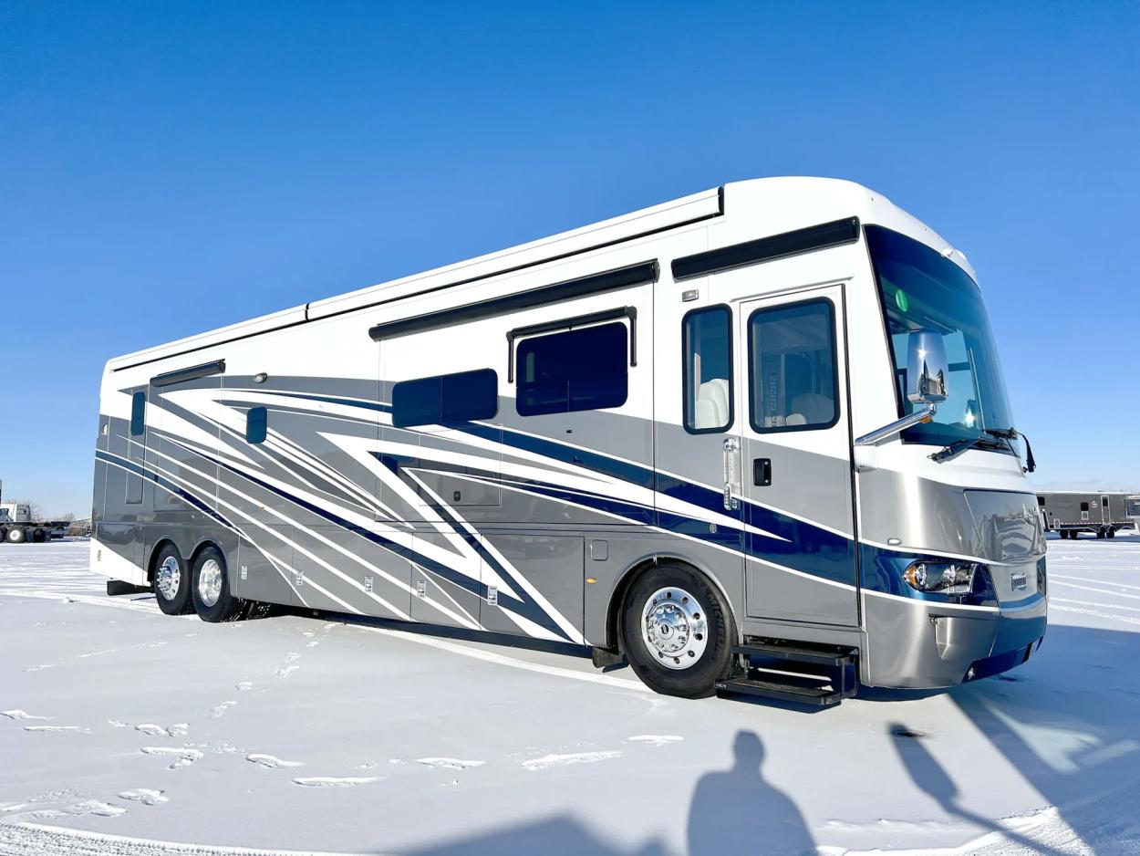 2023 Newmar Ventana 4310