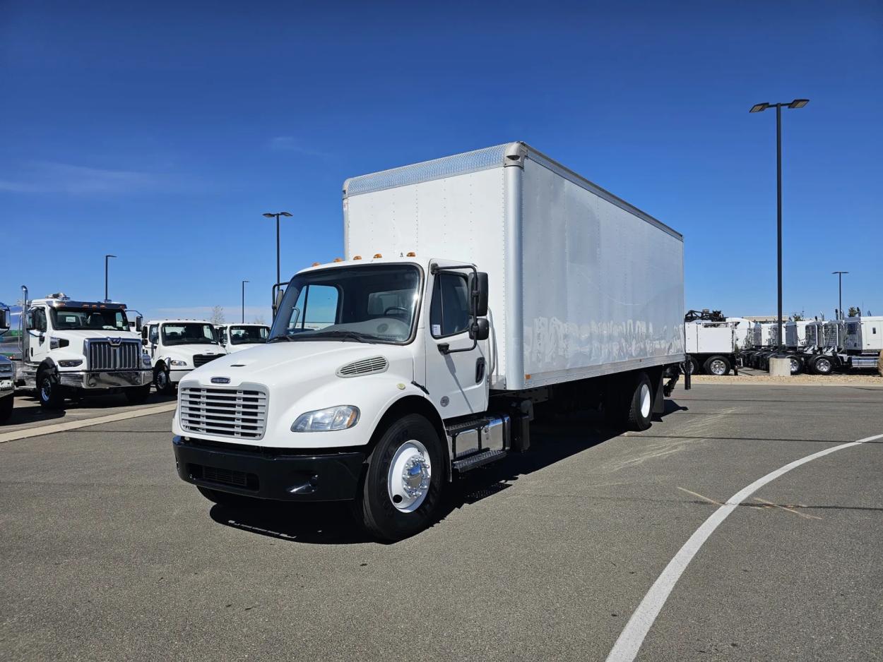 2019 Freightliner M2 106 