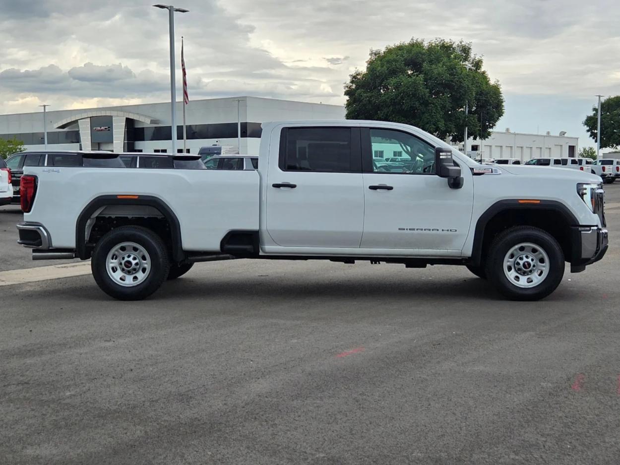 2024 GMC Sierra 3500HD Pro 