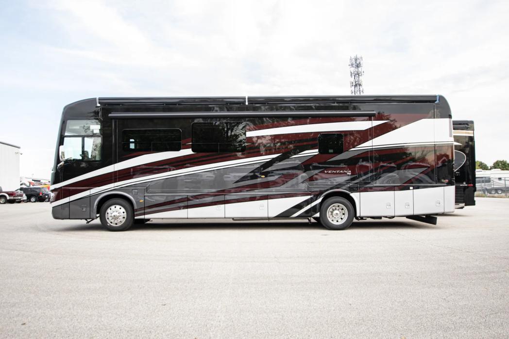 2024 Newmar Ventana 3809 