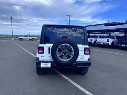 2020 Jeep Wrangler Unlimited Sahara | Thumbnail Photo 6 of 16