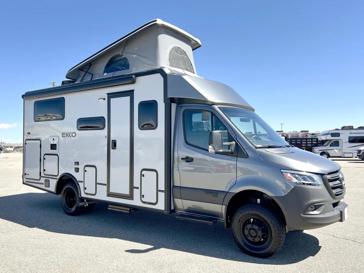 2025 Winnebago EKKO 23B