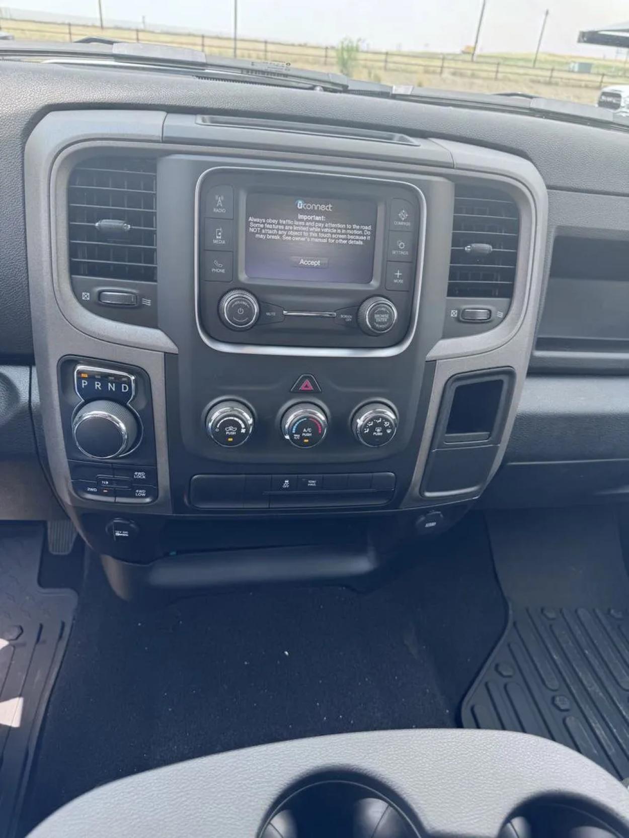 2024 RAM 1500 Classic Tradesman | Photo 11 of 15