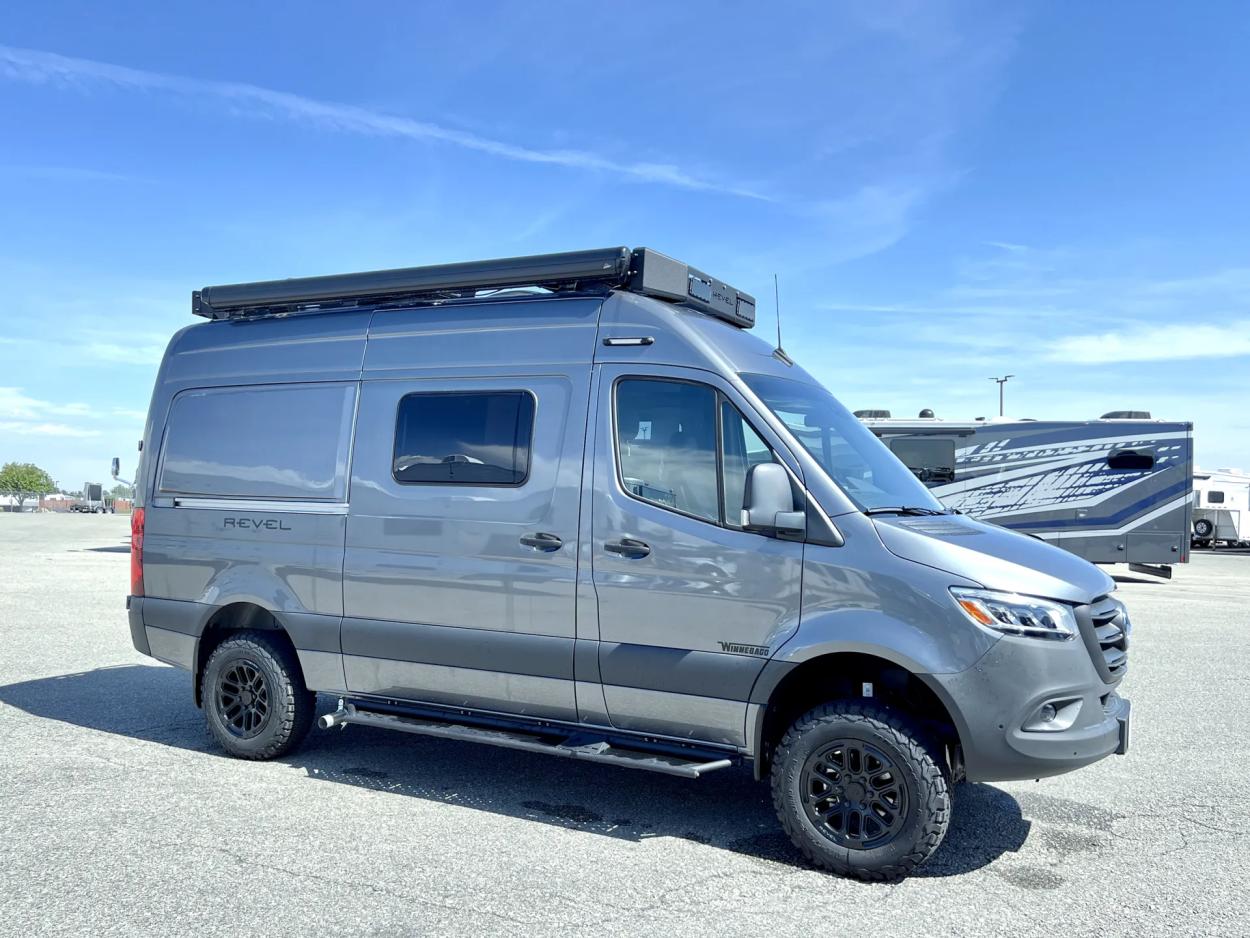 2025 Winnebago Revel 44E 