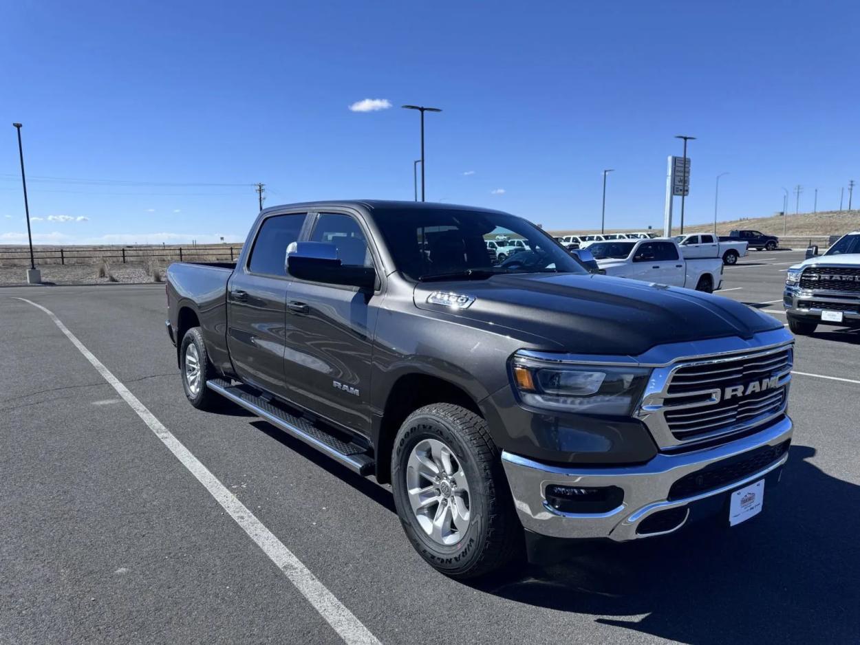 2024 RAM 1500 Laramie | Photo 3 of 19