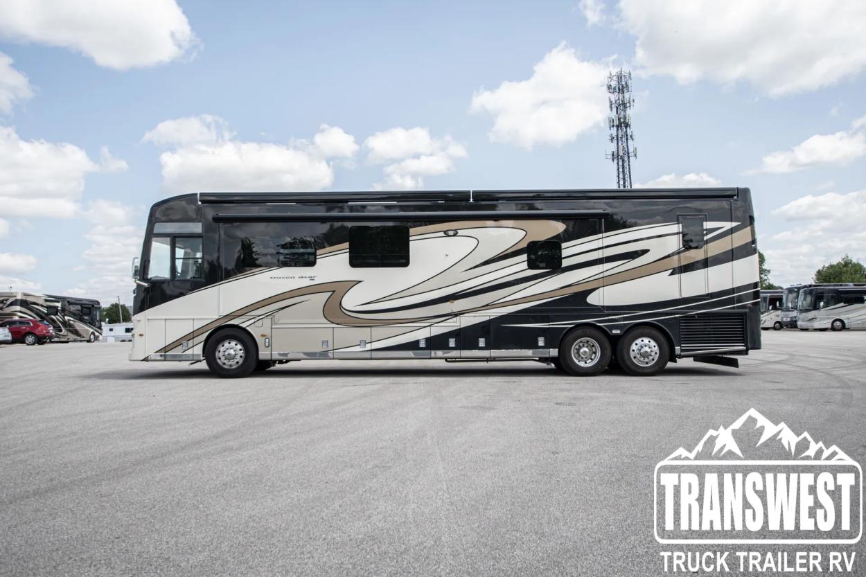 2020 Newmar Dutch Star 4369 | Photo 1 of 17