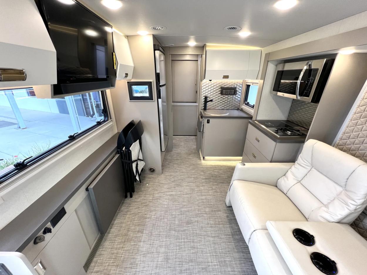 2025 Winnebago Navion 24T | Photo 4 of 28