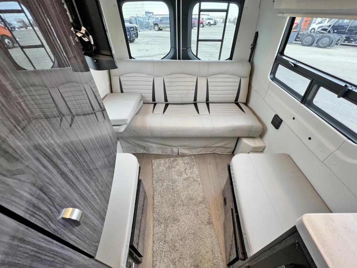 2023 Winnebago Era 70X | Photo 15 of 25