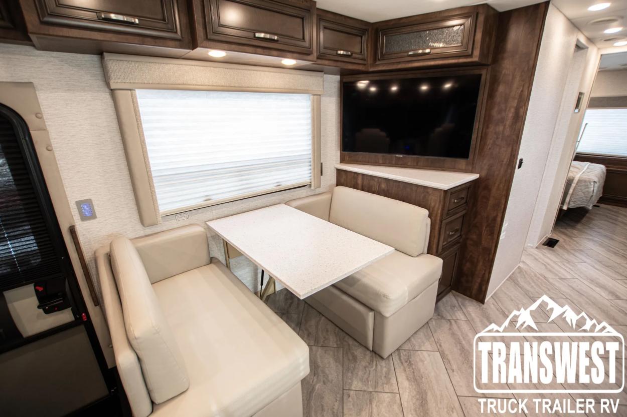 2024 Newmar Bay Star Sport 3014 | Photo 12 of 19