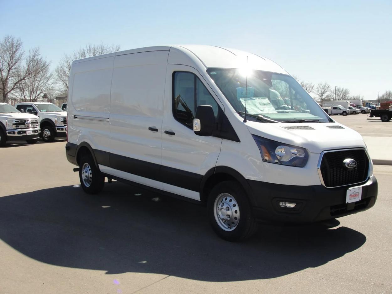 2024 Ford Transit | Photo 7 of 13