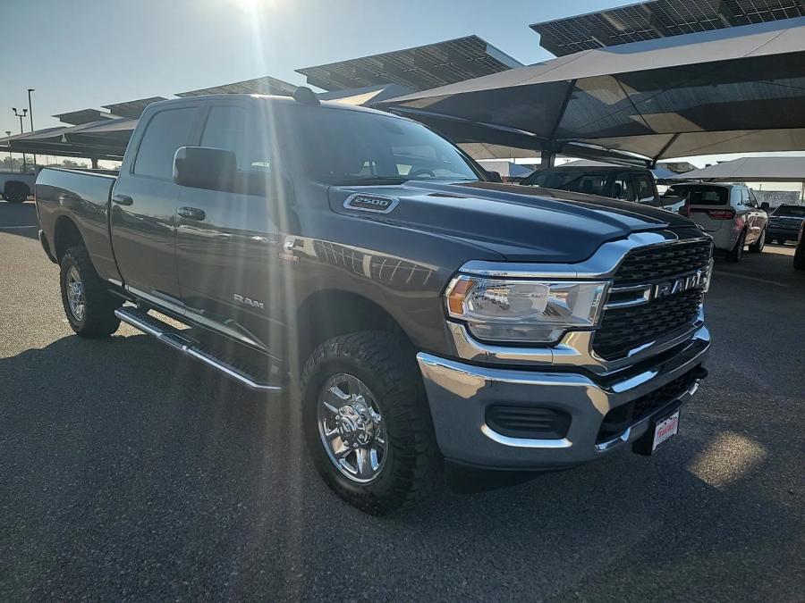 2022 RAM 2500 Big Horn | Photo 7 of 20