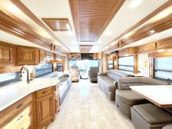 2019 Newmar Dutch Star 4363 | Thumbnail Photo 5 of 31