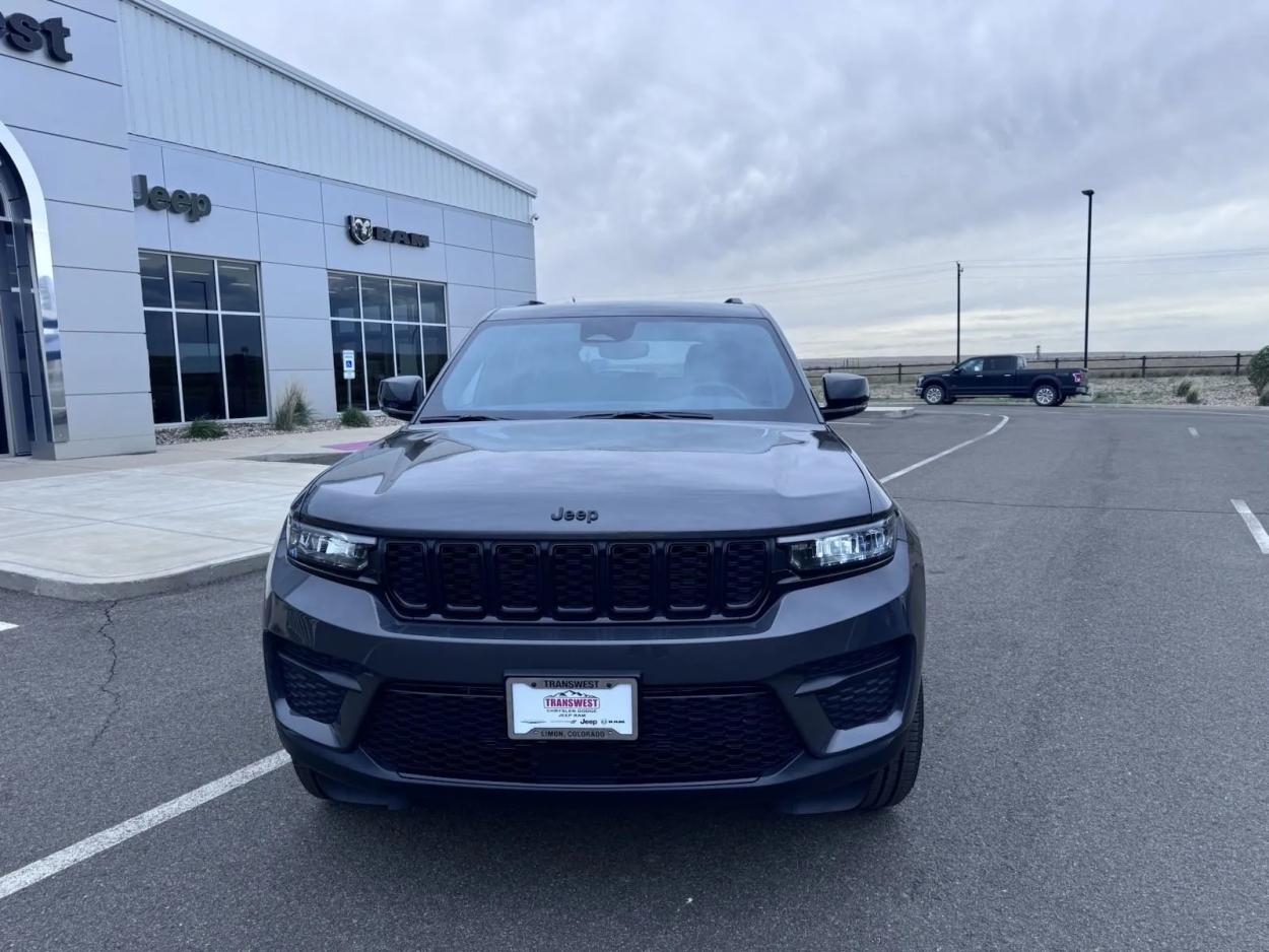 2024 Jeep Grand Cherokee Altitude X | Photo 1 of 17