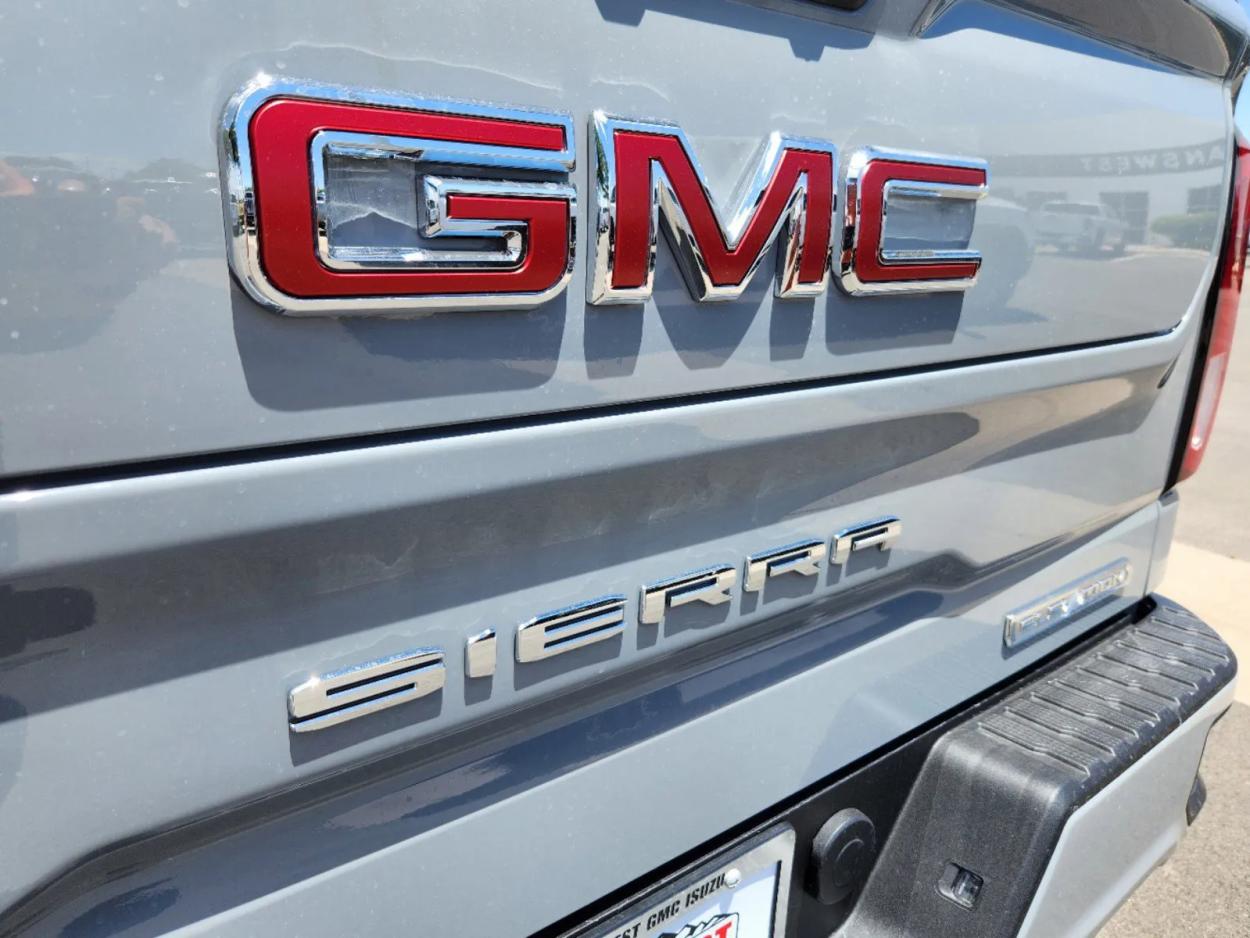 2024 GMC Sierra 1500 Elevation | Photo 12 of 27