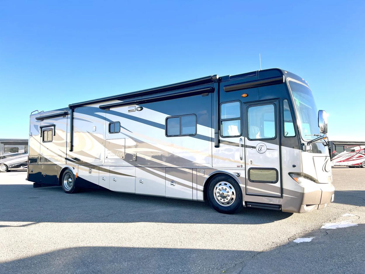 2011 Tiffin Phaeton 40 QTH