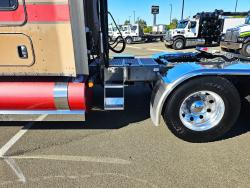 2022 Kenworth W900 | Thumbnail Photo 10 of 31