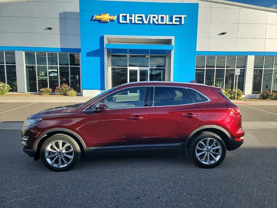 2017 Lincoln MKC Select | Photo 1 of 16