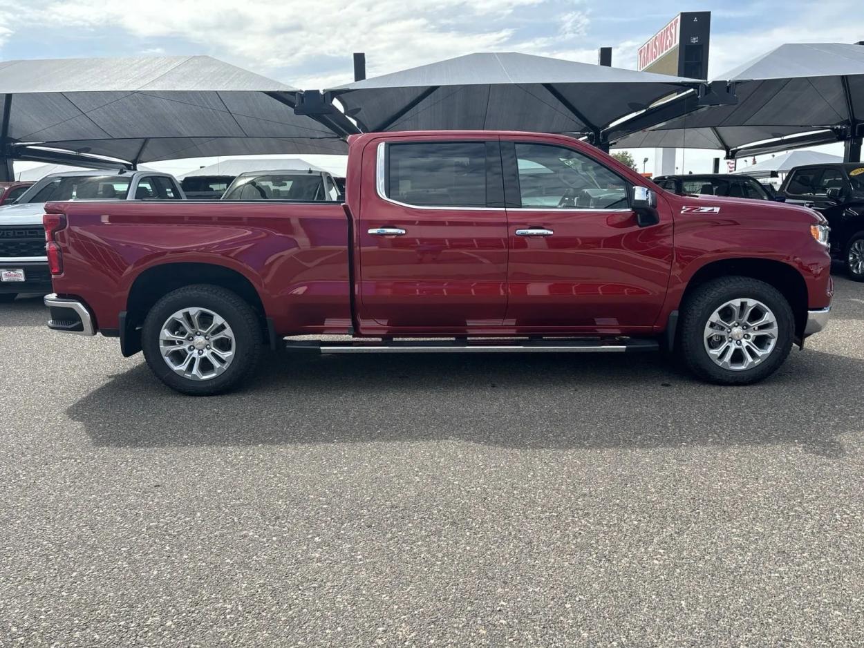 2024 Chevrolet Silverado 1500 LTZ | Photo 5 of 22