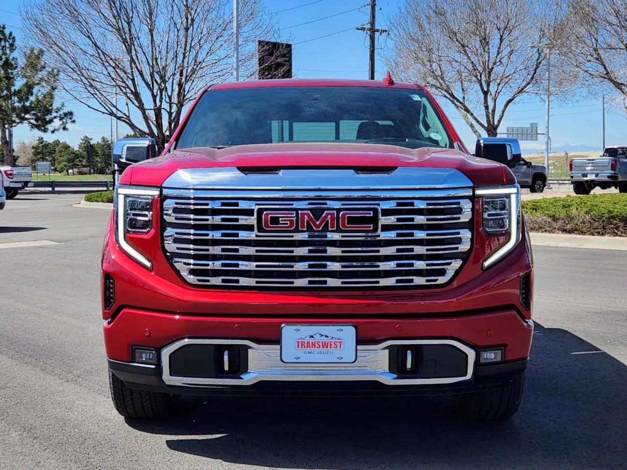 2024 GMC Sierra 1500 Denali | Photo 4 of 26