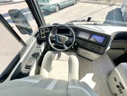 2024 Newmar Ventana 4037 | Thumbnail Photo 6 of 31