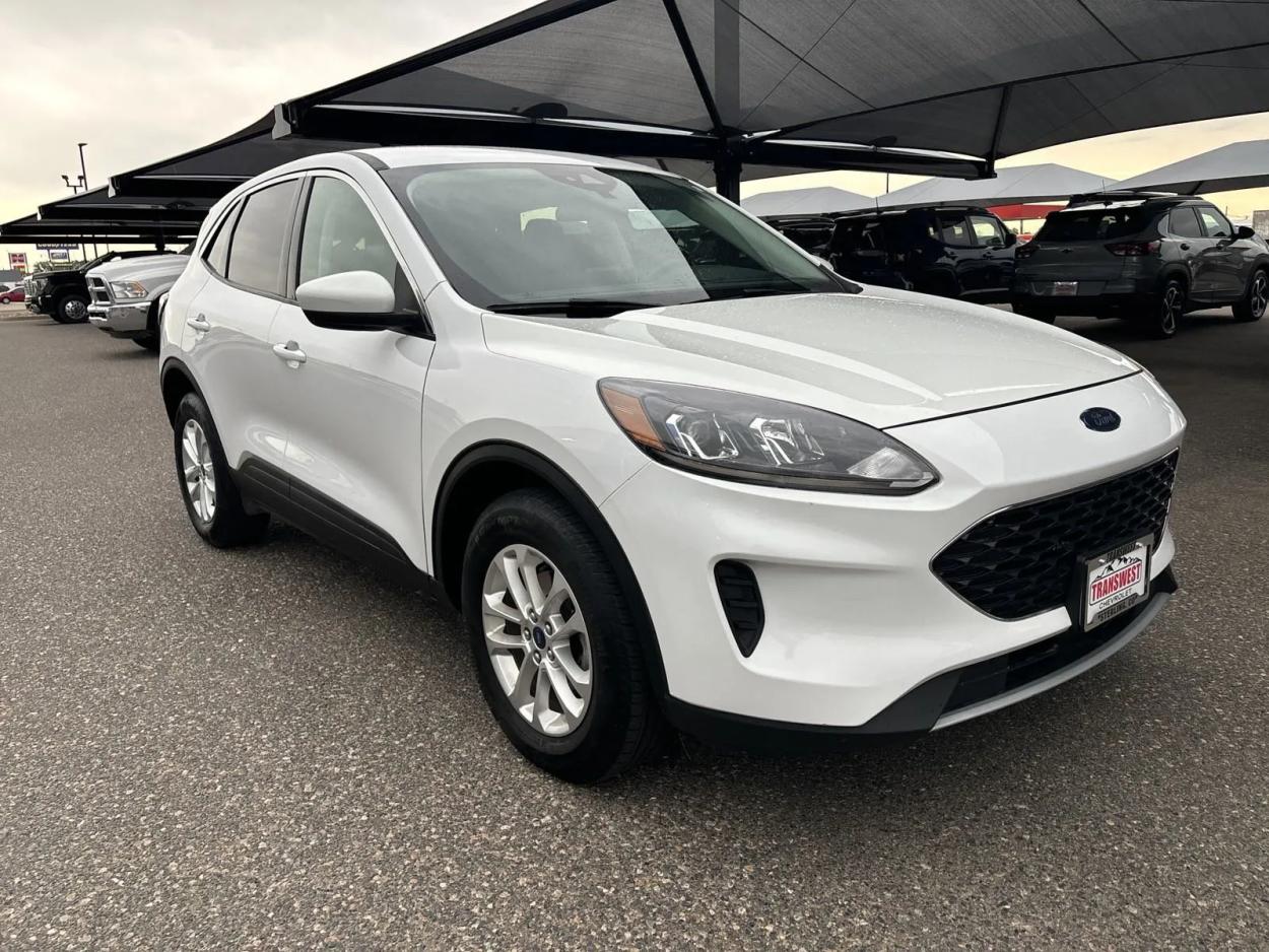 2021 Ford Escape SE | Photo 6 of 20