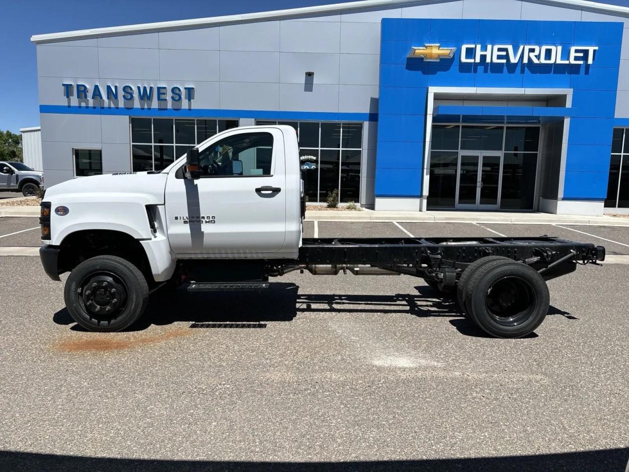 2024 Chevrolet Silverado MD Work Truck 