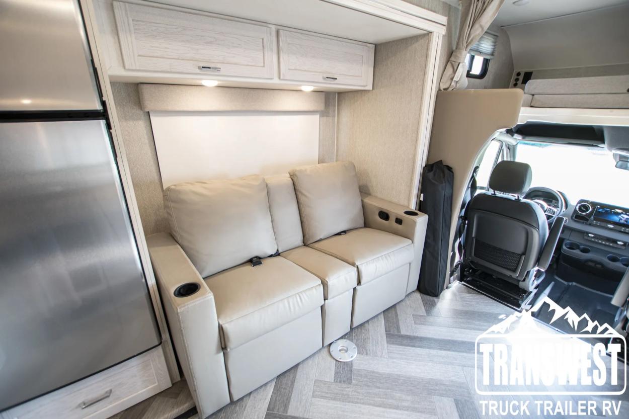 2024 Winnebago Porto 24P | Photo 8 of 15