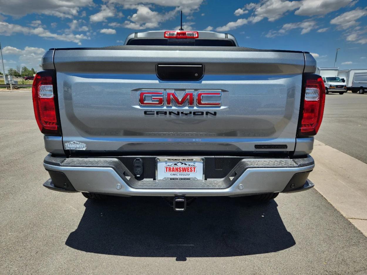 2024 GMC Canyon 4WD Elevation | Photo 11 of 28