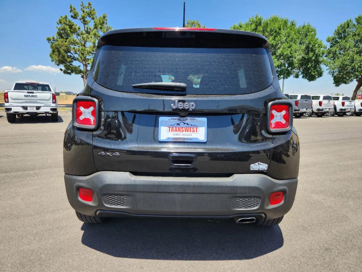 2021 Jeep Renegade 80th Anniversary | Photo 11 of 27