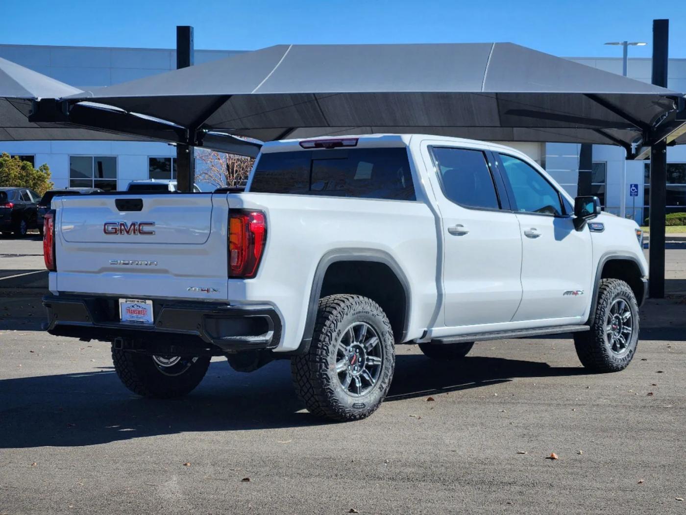 2025 GMC Sierra 1500 AT4X | Photo 2 of 25