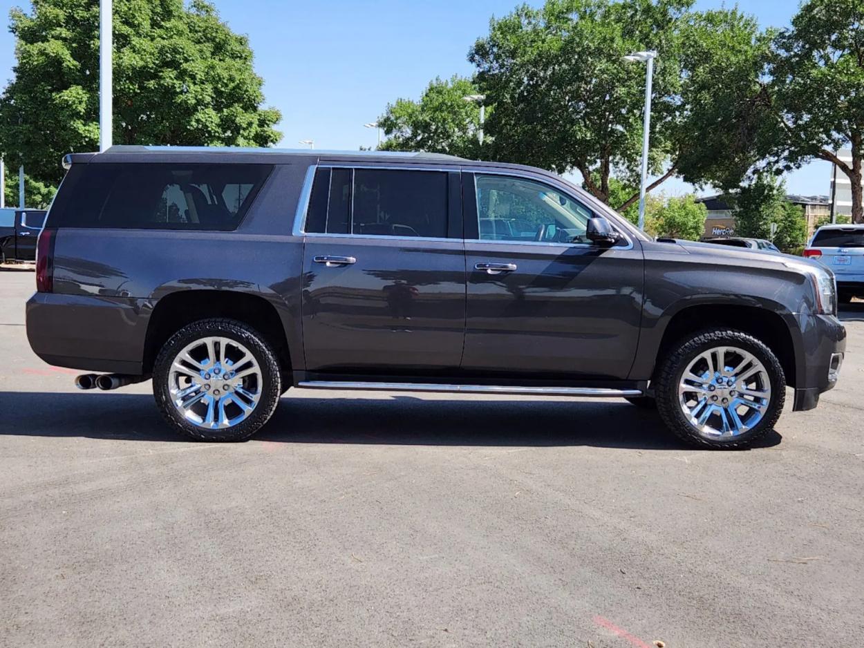 2016 GMC Yukon XL Denali | Photo 1 of 32