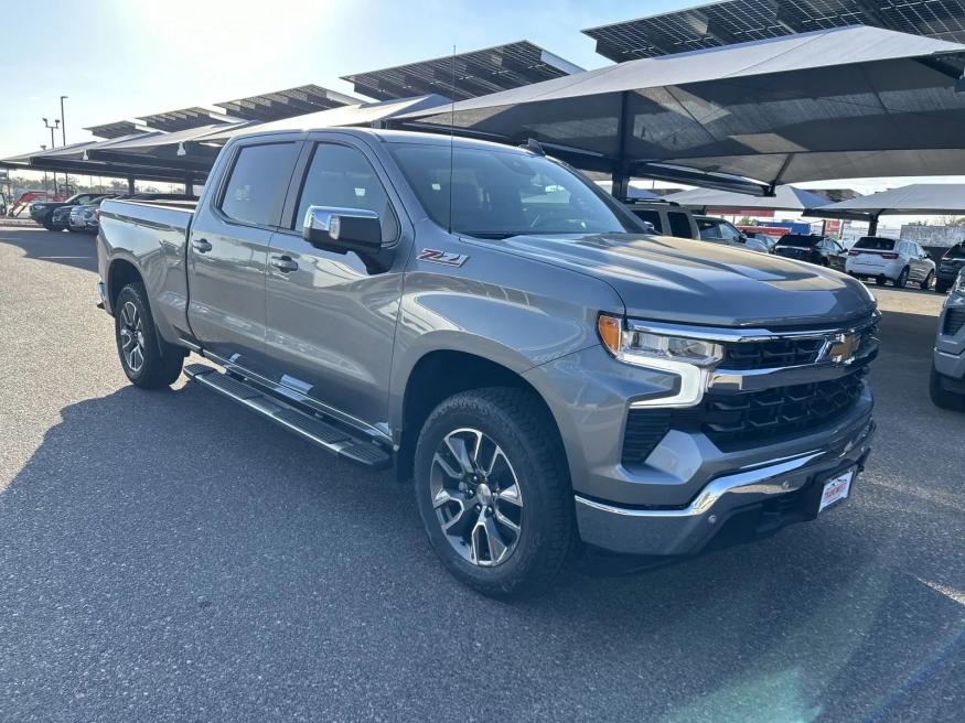 2025 Chevrolet Silverado 1500 LT | Photo 6 of 23