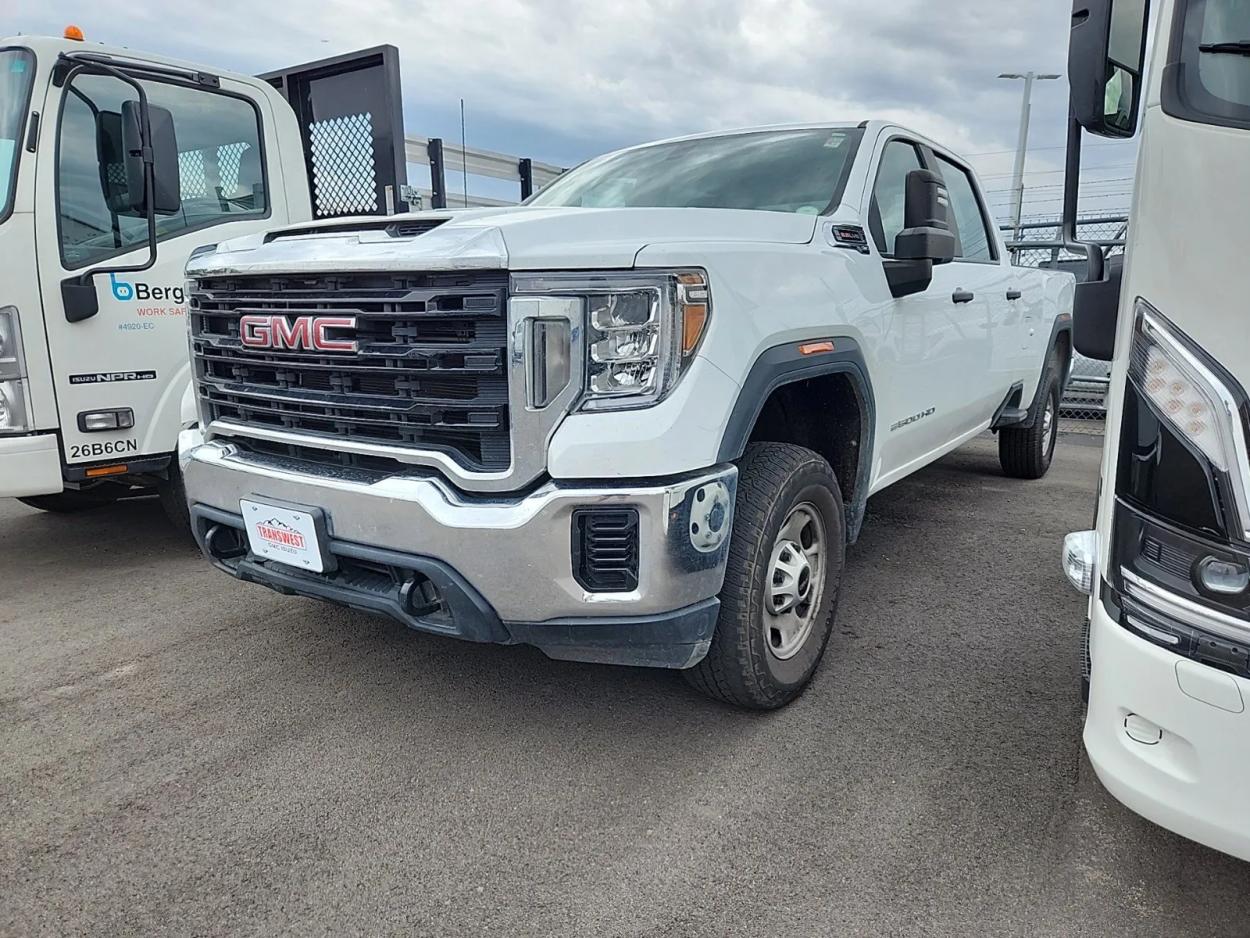 2020 GMC Sierra 2500HD | Photo 2 of 3