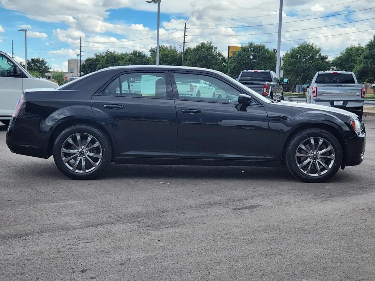 2014 Chrysler 300 300S 